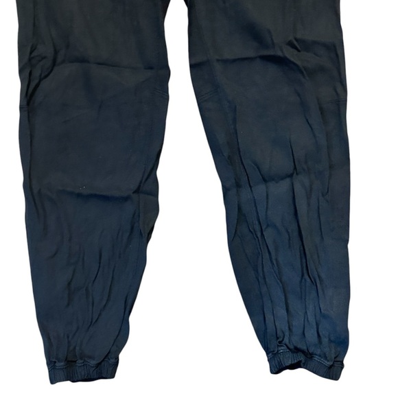 Lululemon Women’s Black Essential Affinity Side Zip Jogger Pants Size 6 - Picture 3 of 6